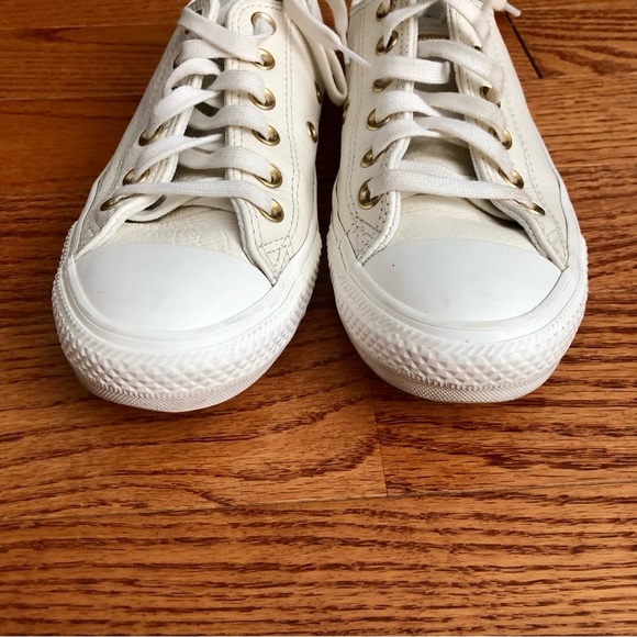 Chuck Taylor All Star Mono Leather Low Top Sneakers Egret Gold Women’s Size 7.5 - Picture 5 of 11